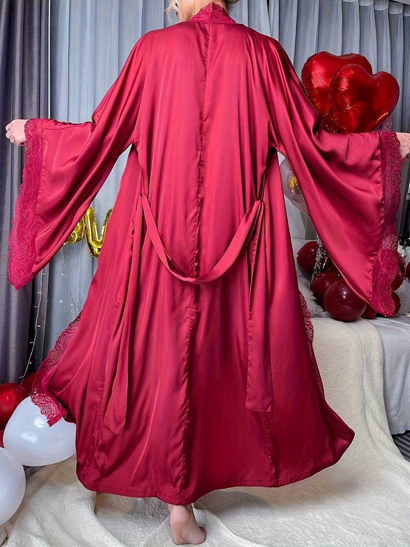 Peignoir de Salon en Satin Élégante