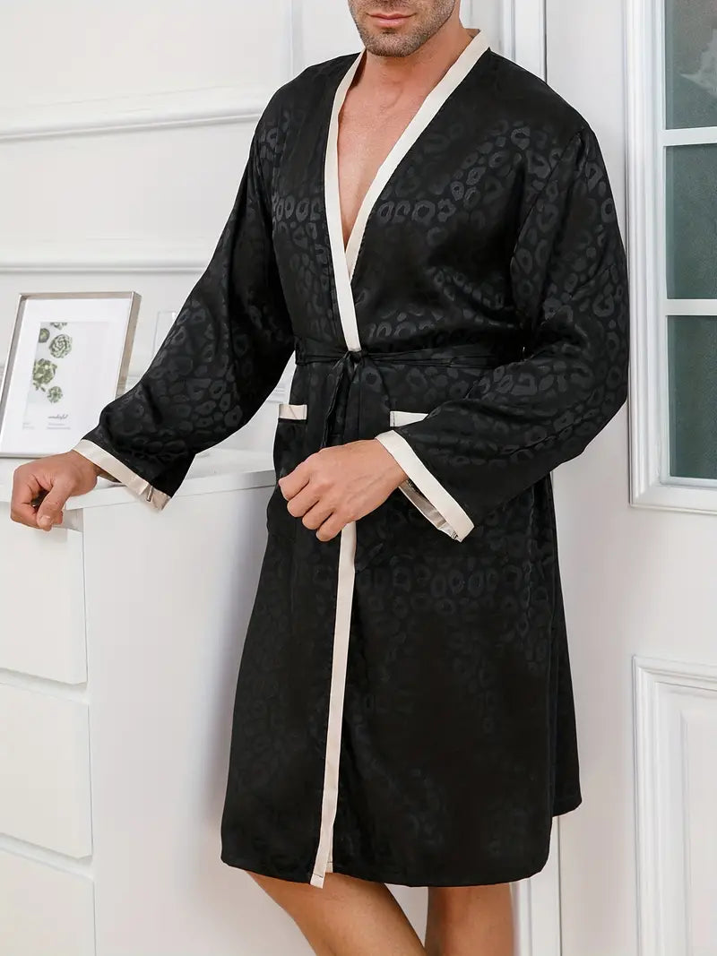 Peignoir de Luxe à Imprimé Léopard Noir
